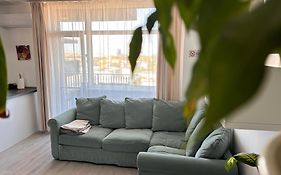 Mirvana Apartments Azur Skyview